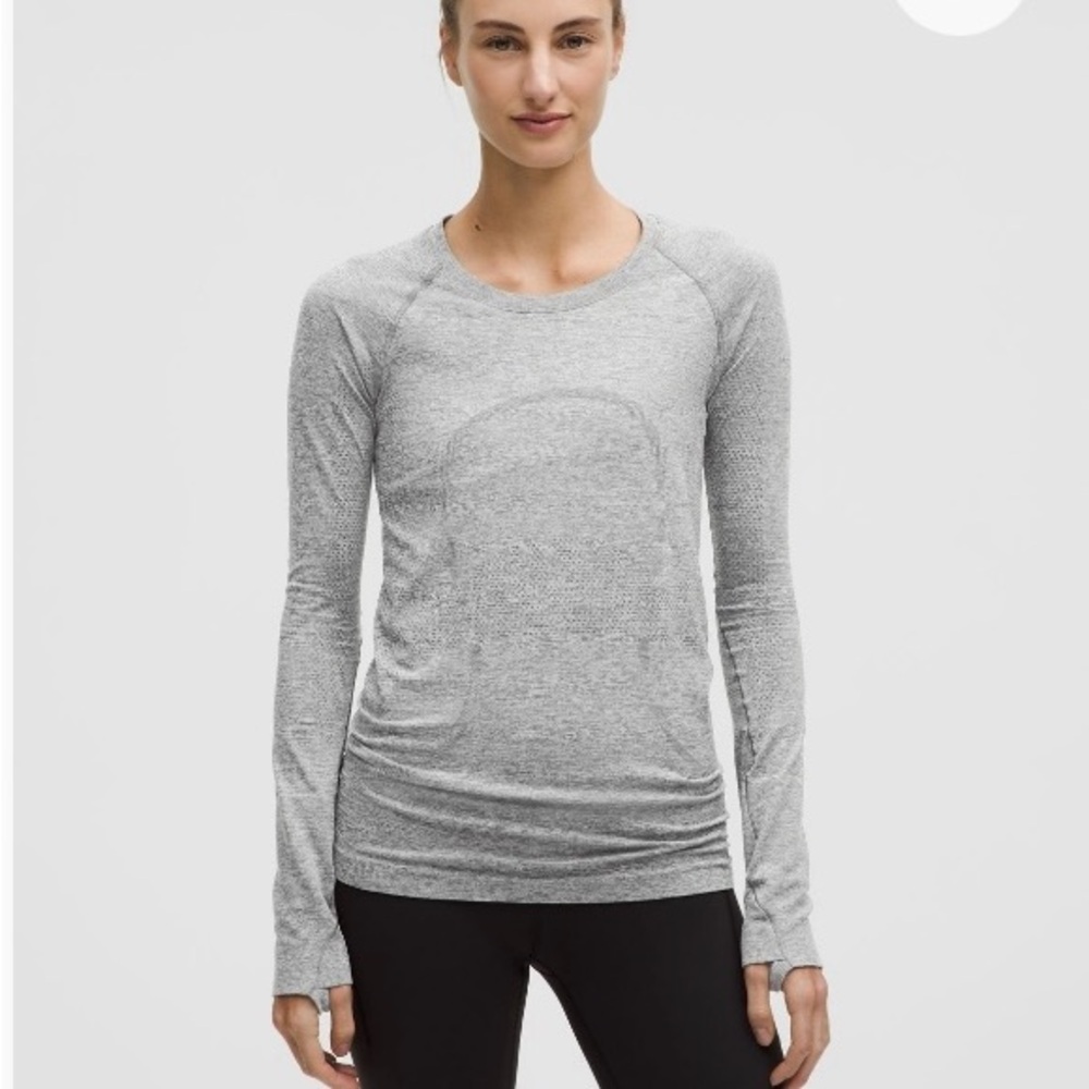 Lululemon Swiftly Tech 2.0 Long Sleeve Size 6